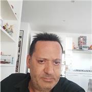 Offro ripetizioni di matematica online o di presenza a bambini e ragazzi. Ho molta pazienza ed empatia con i ragazzi.